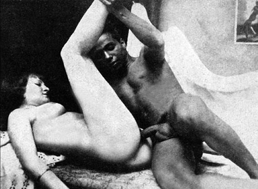Черно-белые ретро фото секса
